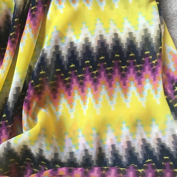 Patterned Tank Top - Picture 2 of 2